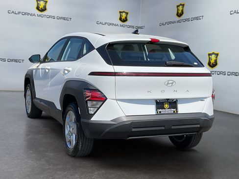 Used 2024 Hyundai Kona SE AWD/4WD image 7