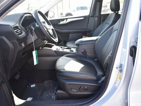New 2025 Ford Escape SE w/ PHEV Premium Package image 15