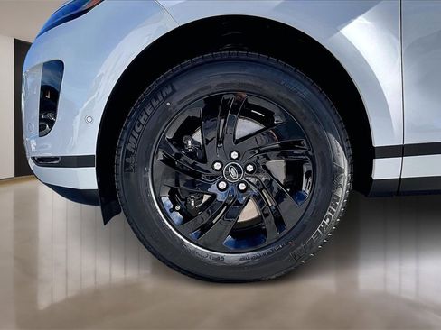 New 2026 Land Rover Range Rover Evoque S image 13