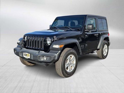 Used 2021 Jeep Wrangler Sport S image 4