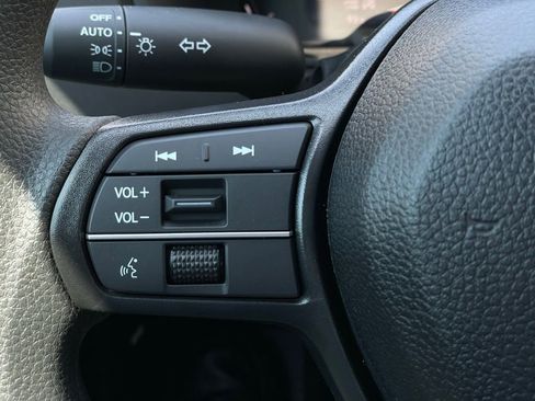 Used 2025 Honda Accord LX image 15