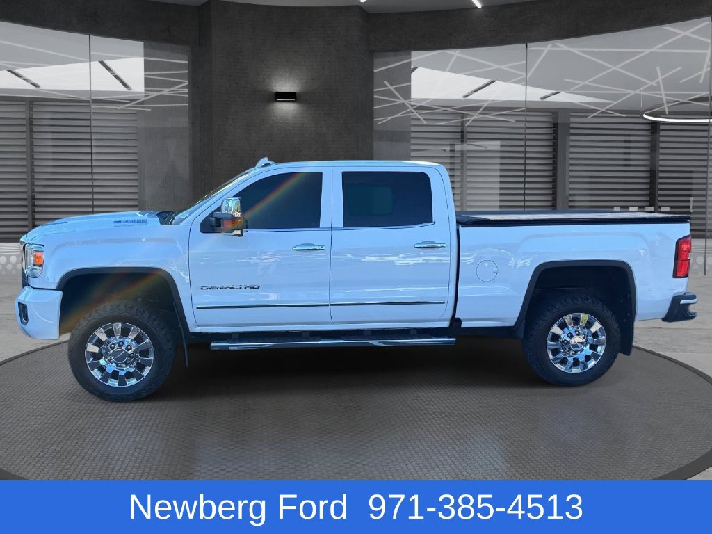 Used 2017 GMC Sierra 2500 Denali AWD/4WD image 8