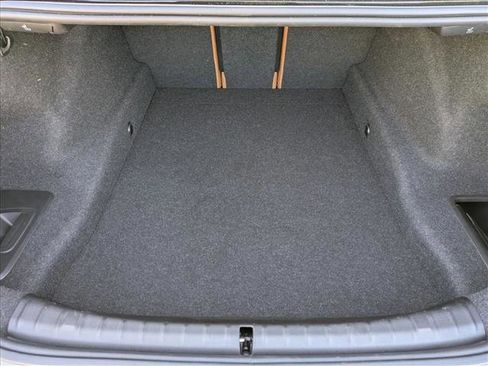 Used 2023 BMW 530i w/ Convenience Package image 6