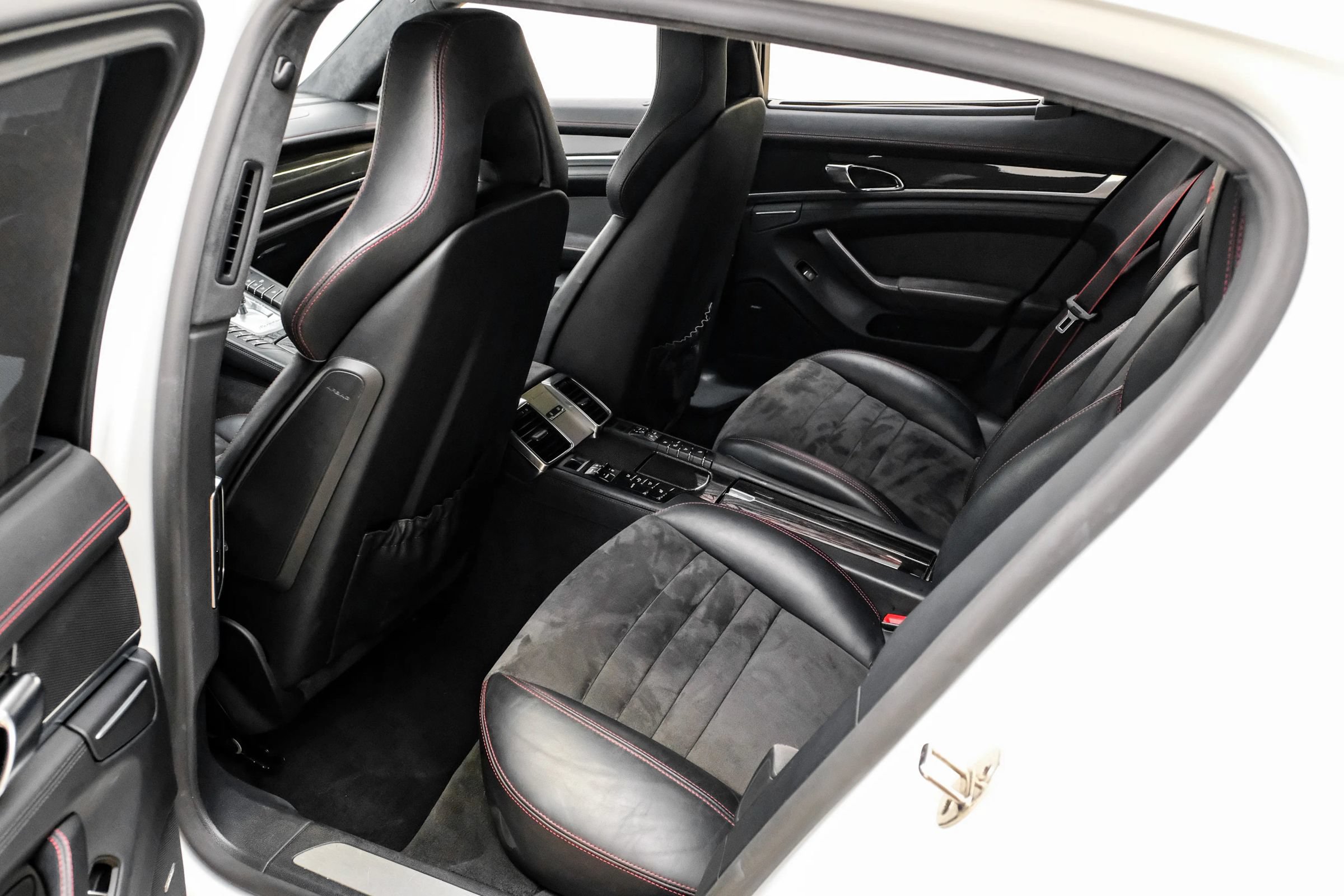 Used 2015 Porsche Panamera GTS w/ Premium Package Plus AWD/4WD image 33