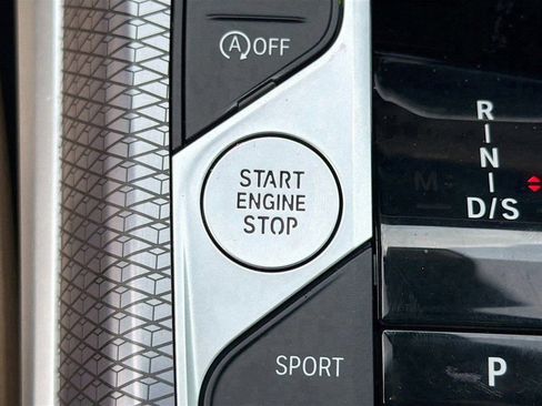 New 2025 BMW 330i Sedan w/ Convenience Package RWD image 37