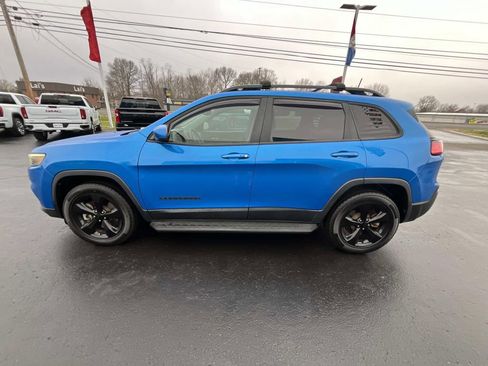 Used 2020 Jeep Cherokee Latitude Plus image 4