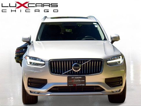 Used 2022 Volvo XC90 T6 Momentum w/ Advanced Package AWD/4WD image 3