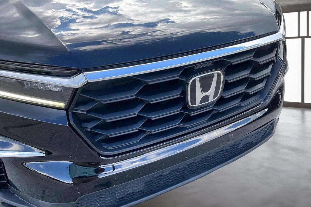 Used 2023 Honda Pilot LX image 30