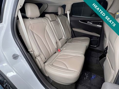 Used 2022 Lincoln Nautilus Reserve w/ Luxury Package image 20