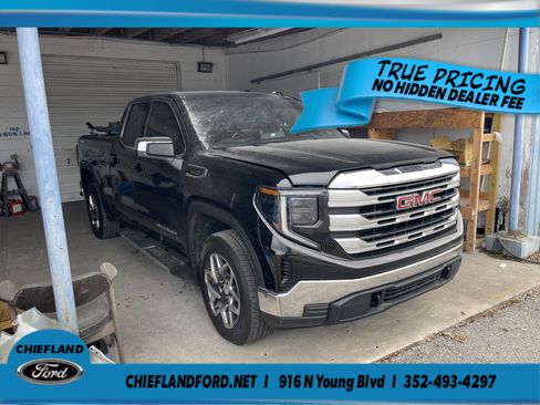 Used 2023 GMC Sierra 1500 SLE AWD/4WD image 1