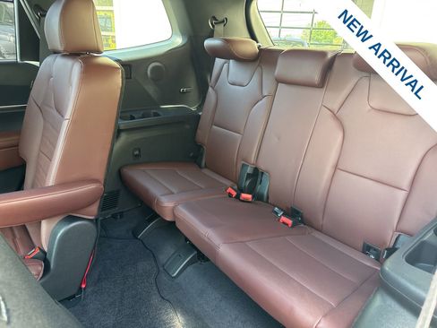 Used 2024 Kia Telluride SX Prestige AWD/4WD image 17