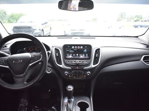 Used 2018 Chevrolet Equinox LT FWD image 37