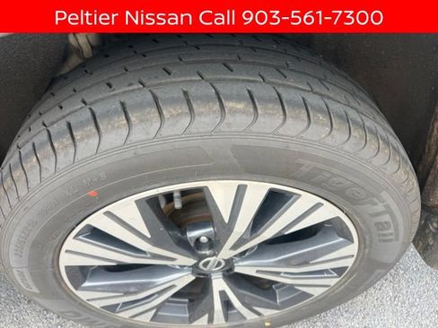 Certified 2021 Nissan Rogue SV FWD image 7
