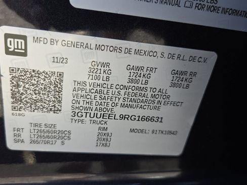 Used 2024 GMC Sierra 1500 AT4 w/ Technology Package image 35