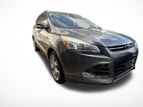 Used 2013 Ford Escape Titanium w/ Parking Technology Pkg FWD image 2