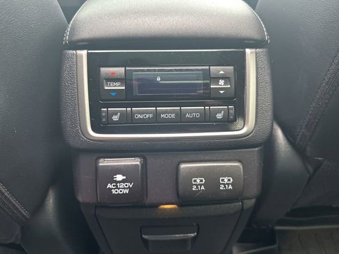 Used 2022 Subaru Ascent Touring image 32