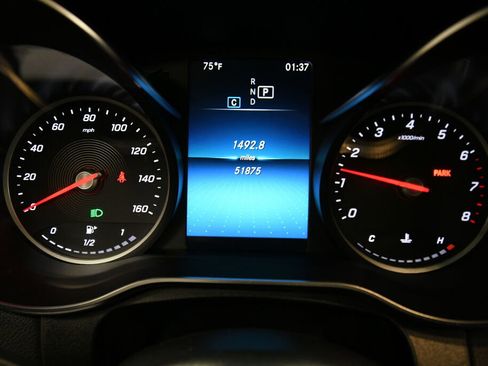 Used 2020 Mercedes-Benz GLC 300 4MATIC image 13