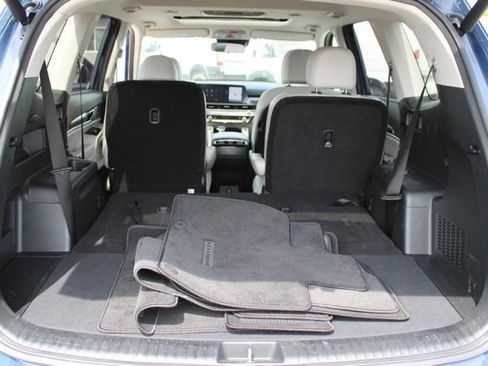 Used 2025 Kia Telluride S FWD image 39