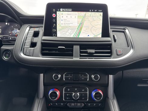 Used 2022 GMC Yukon XL SLT w/ SLT Luxury Package image 33