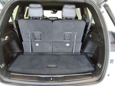 Used 2024 Jeep Grand Cherokee L Laredo AWD/4WD image 10