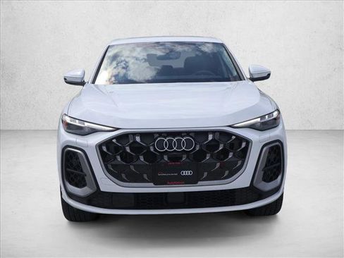 Certified 2025 Audi Q5 Premium Plus w/ Premium Plus AWD/4WD image 2