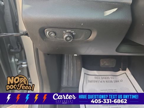Used 2023 Chevrolet Traverse Premier FWD image 20