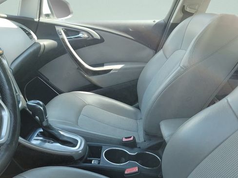 Used 2012 Buick Verano Convenience FWD image 5