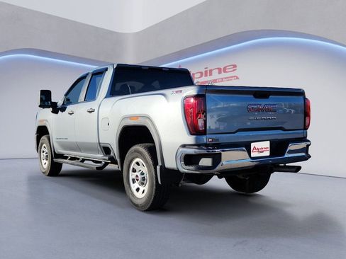 Used 2024 GMC Sierra 2500 Pro image 3