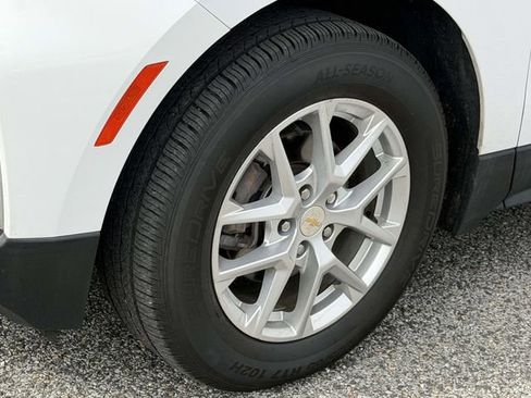 Used 2022 Chevrolet Equinox LT FWD image 14