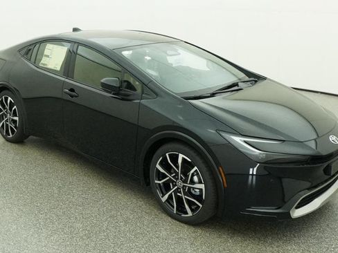 New 2026 Toyota Prius Plug-In Hybrid FWD image 57