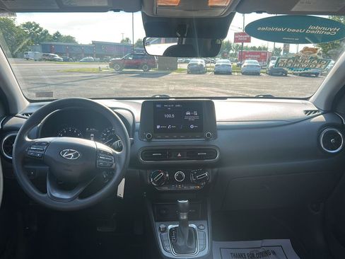Certified 2022 Hyundai Kona SE AWD/4WD image 16