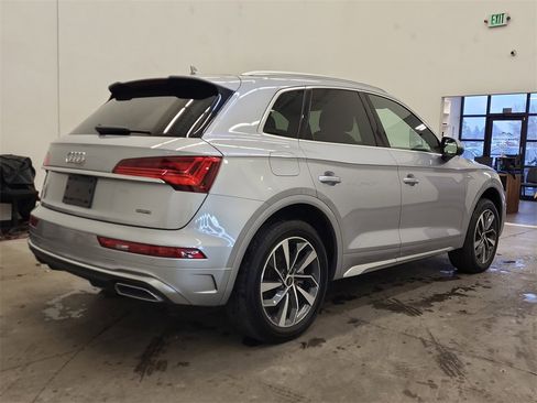 Used 2022 Audi Q5 2.0T Premium Plus w/ Premium Plus Package image 4