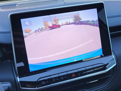 New 2026 Jeep Compass Latitude image 12