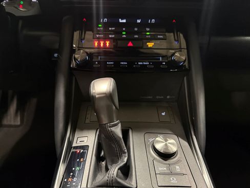 Used 2025 Lexus IS 350 F Sport w/ Accessory Package 2 RWD image 12