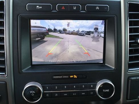Certified 2021 Ford Expedition XLT RWD image 30