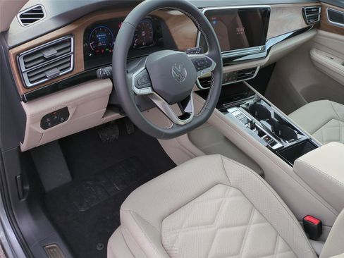 New 2026 Volkswagen Atlas SE AWD/4WD image 9