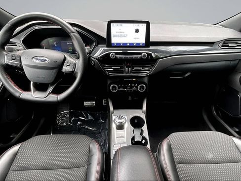 Used 2023 Ford Escape ST-Line Select AWD/4WD image 6