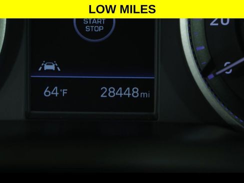 Used 2020 Hyundai Elantra Limited w/ Ultimate Package 03 FWD image 9