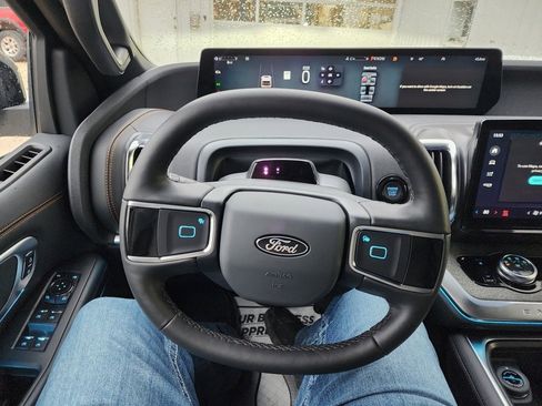 New 2026 Ford Expedition Tremor image 19