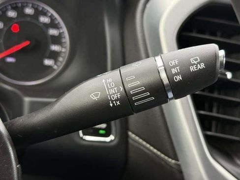 Certified 2023 GMC Acadia SLE w/ Driver Convenience Package image 6