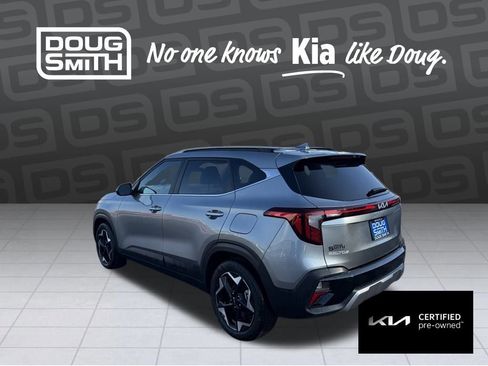 Certified 2024 Kia Seltos EX image 3