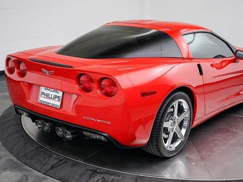 Used 2007 Chevrolet Corvette Coupe w/ Preferred Equipment Group image 11