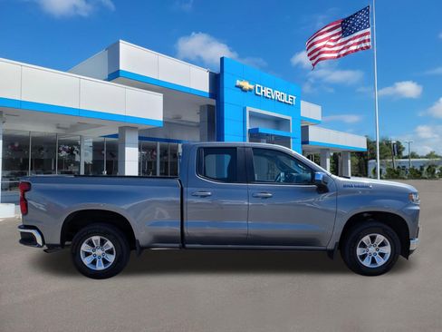 Used 2020 Chevrolet Silverado 1500 LT image 3
