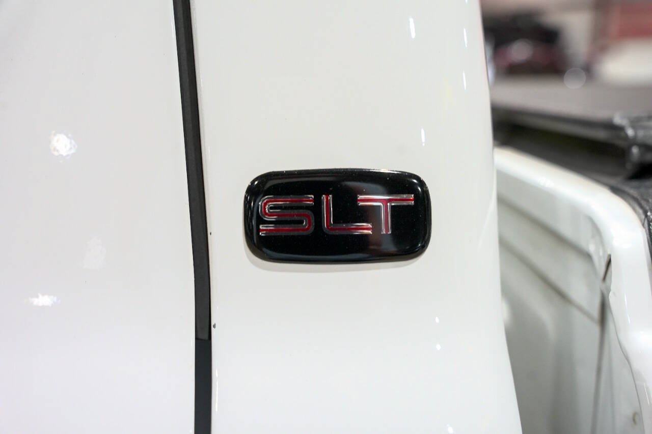 Used 2005 GMC Sierra 1500 SLT w/ Light Duty Power Package RWD image 22
