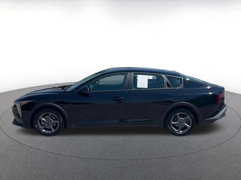 Used 2025 Kia K4 FWD image 9