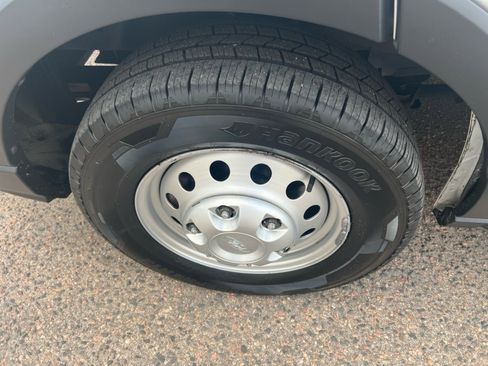 Used 2023 Ford Transit 250 Medium Roof AWD image 9