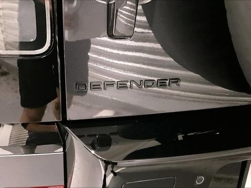 Certified 2026 Land Rover Defender 130 S AWD/4WD image 7