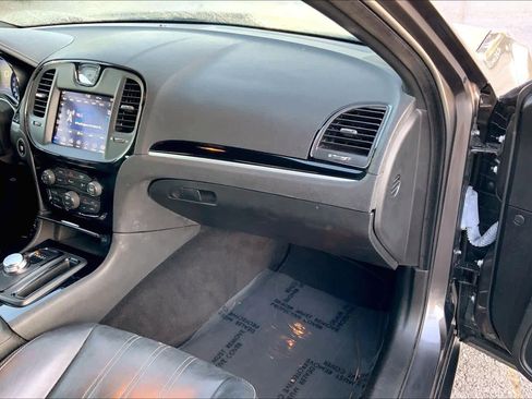 Used 2023 Chrysler 300 S RWD image 18