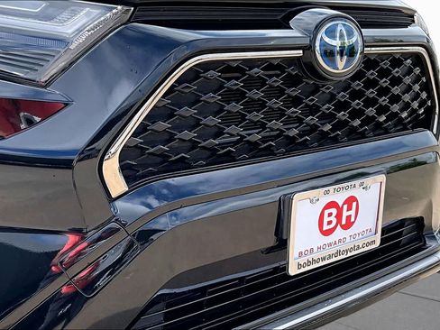 Used 2023 Toyota RAV4 SE w/ Weather & Moonroof Package AWD/4WD image 29