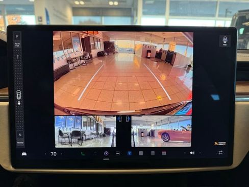 Used 2022 Tesla Model S Standard Range image 16